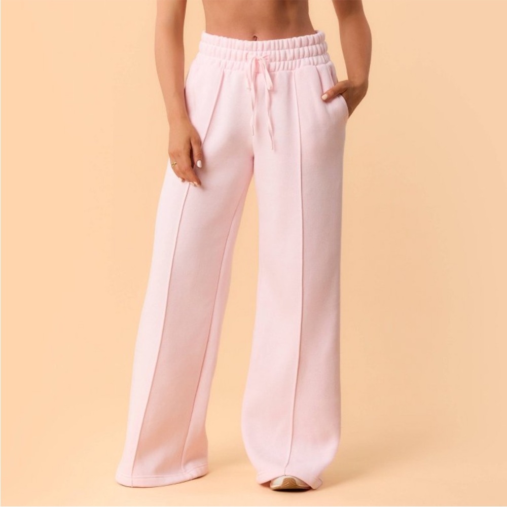 Blogilates Women's Travel Trouser High-Rise Wide Leg Sweatpants - Light Pink